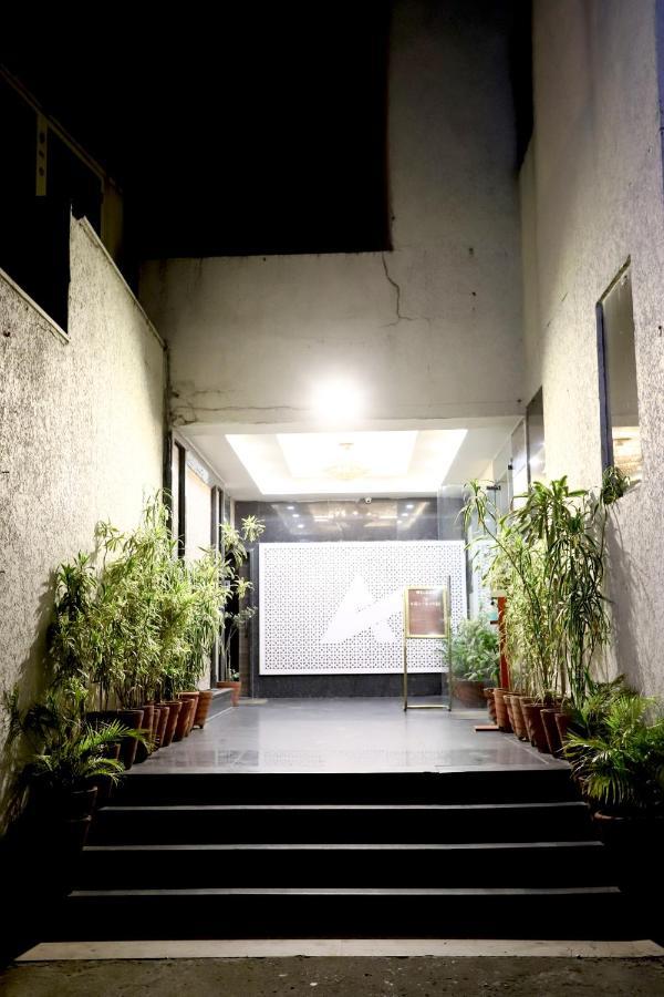 Hotel Blue Pearl Bhopal Esterno foto