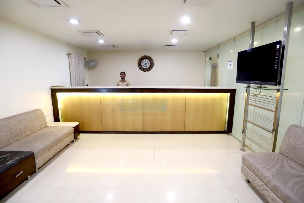 Hotel Blue Pearl Bhopal Esterno foto