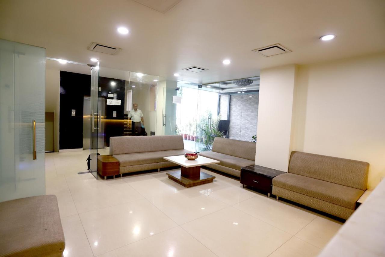 Hotel Blue Pearl Bhopal Esterno foto