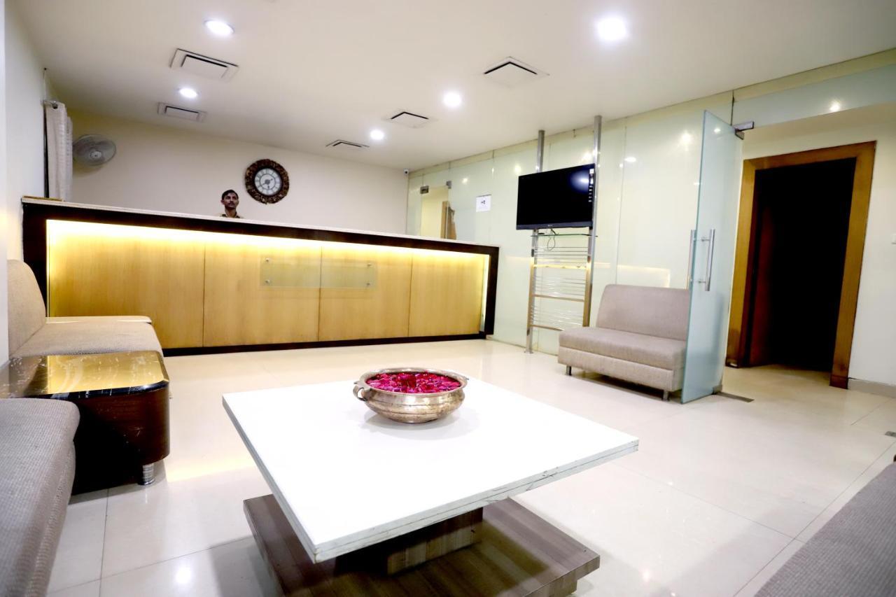 Hotel Blue Pearl Bhopal Esterno foto