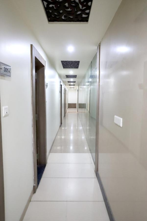 Hotel Blue Pearl Bhopal Esterno foto