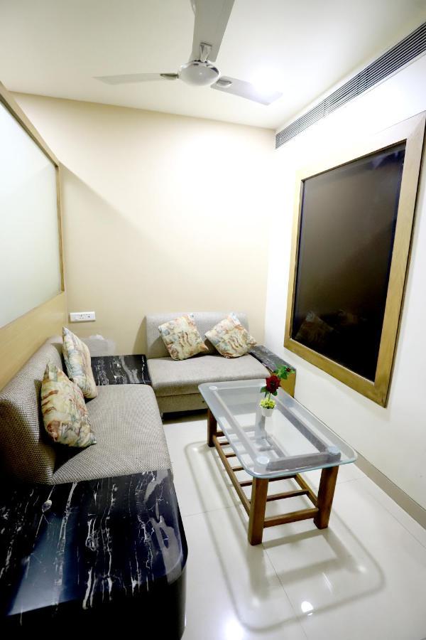 Hotel Blue Pearl Bhopal Esterno foto